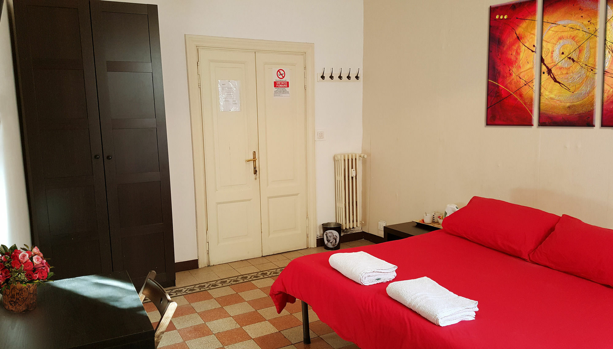 Hosting Flats Guesthouse Rzym Zewnętrze zdjęcie