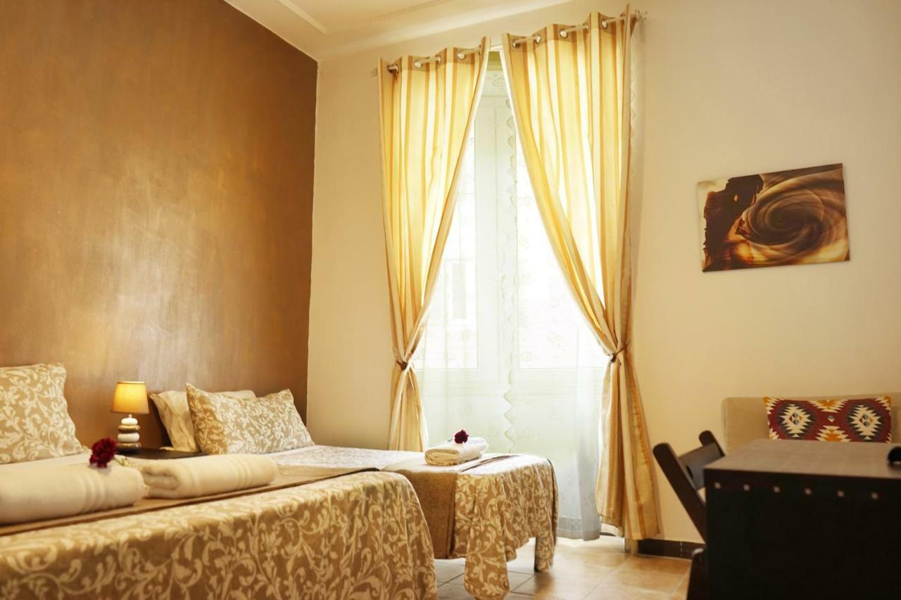 Hosting Flats Guesthouse Rzym Zewnętrze zdjęcie